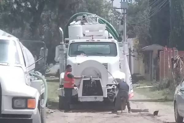 Sanitarios Portátiles Sahagún nos especializamos en la renta de sanitarios portátiles, fosas sépticas, desazolve y limpieza de fosas sépticas, así como en la renta de equipo Vactor y limpieza de drenajes